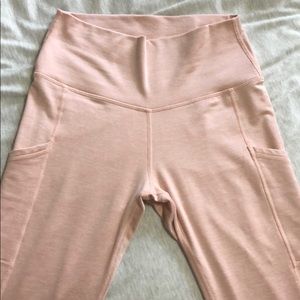 Aerie leggings with pockets